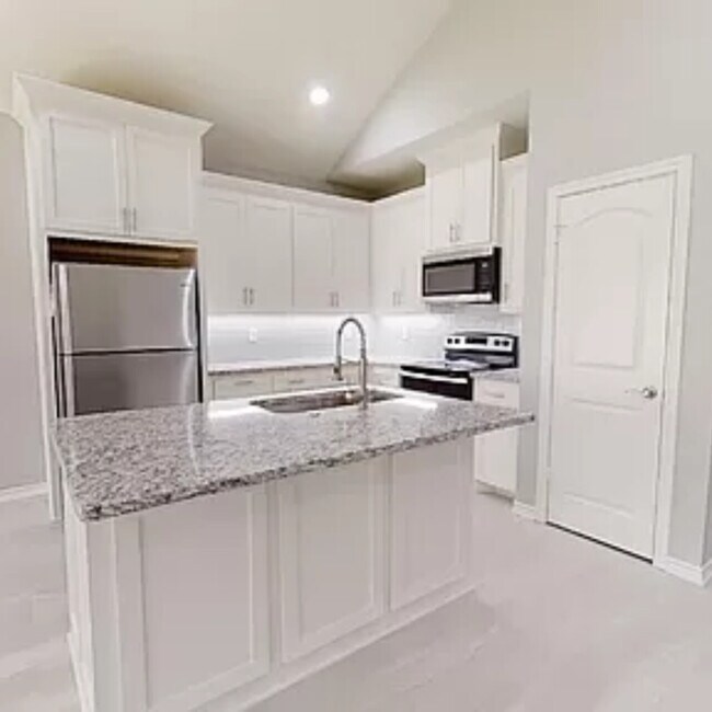 Foto del edificio - 308 shahan st unit C