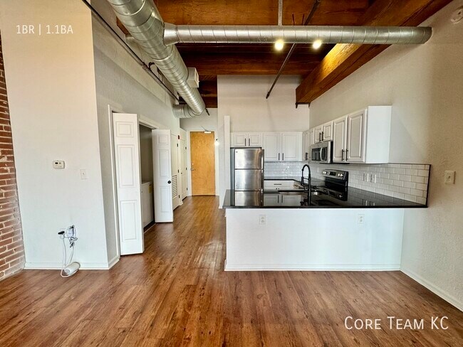 Foto del edificio - 202 W 5th St