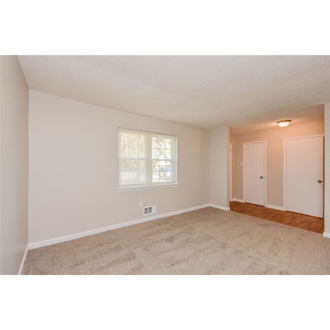 Foto del edificio - 9125 Settlers Grove Rd NE