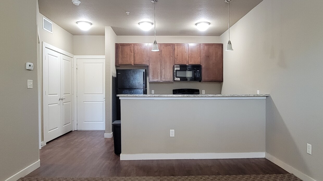 Primary Photo - City Place Apartments