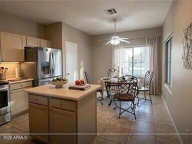 Foto del edificio - 40707 W Boone Ln
