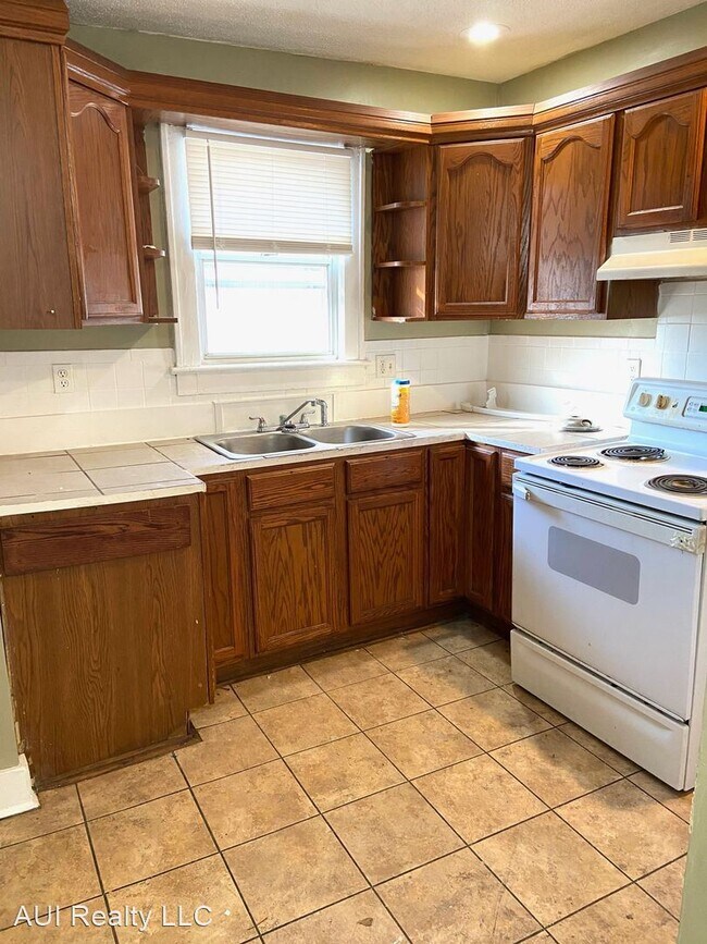 Foto del edificio - 4 br, 2 bath House - 4324 Benton Boulevard