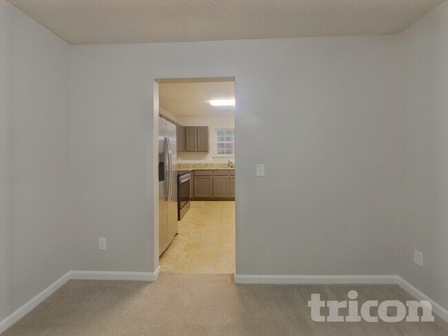 Building Photo - 6652 Rustic View Ct
