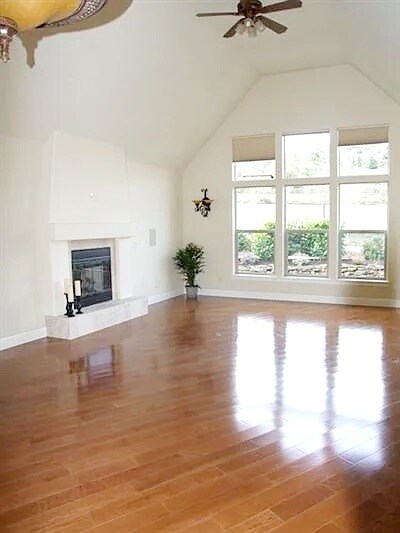 Foto del edificio - 462 Lindsay Ln
