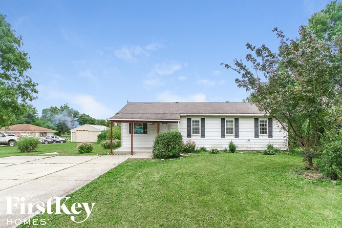 Primary Photo - 4335 S Lynhurst Dr