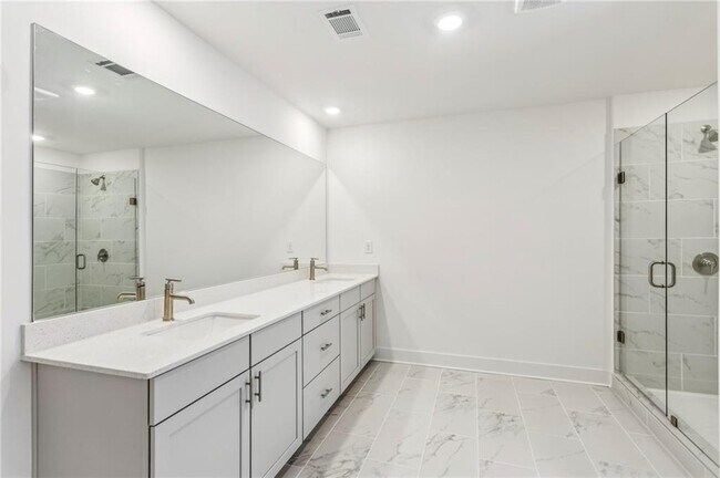 Building Photo - 313 Fraley Dr