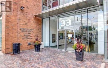 Building Photo - 33 Mill St