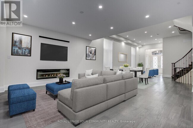 Building Photo - 13 Bannockburn Dr