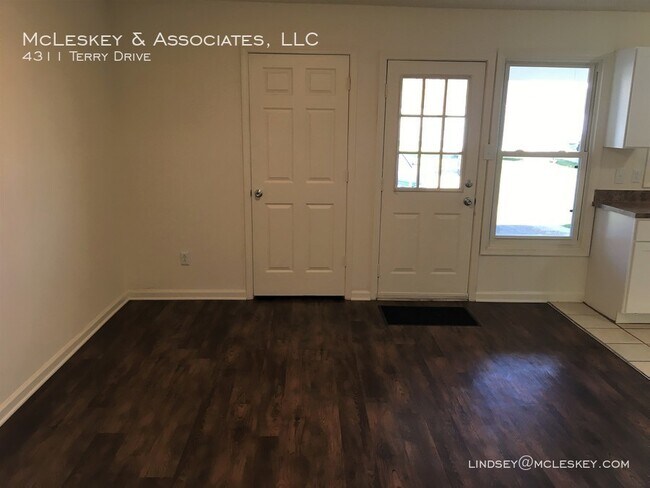 Building Photo - Radcliffe Meadows Townhouses