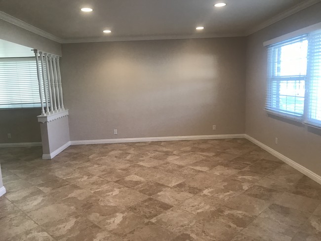 Front Room - 1230 Manhattan Beach Blvd