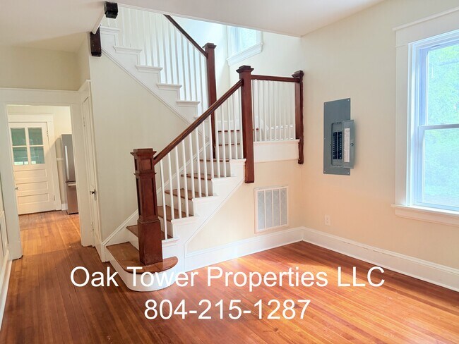 Foto del edificio - 8453 Meadowbridge Rd