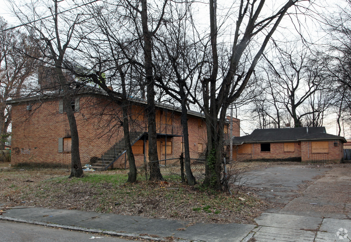 Primary Photo - 1081 Jw Williams Ln