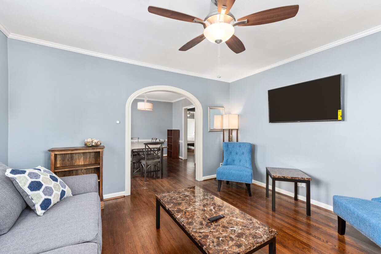 5247 Pease St, Houston, TX 77023 House Rental in Houston, TX