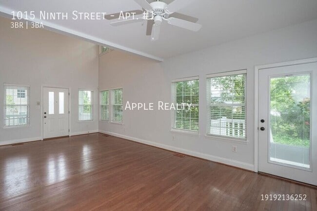 Building Photo - 1015 Ninth Street-Apt. #1