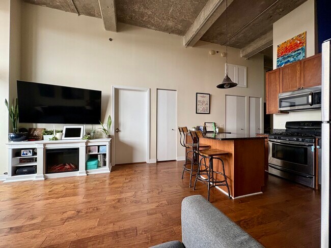 Foto del edificio - 320 E 21st St