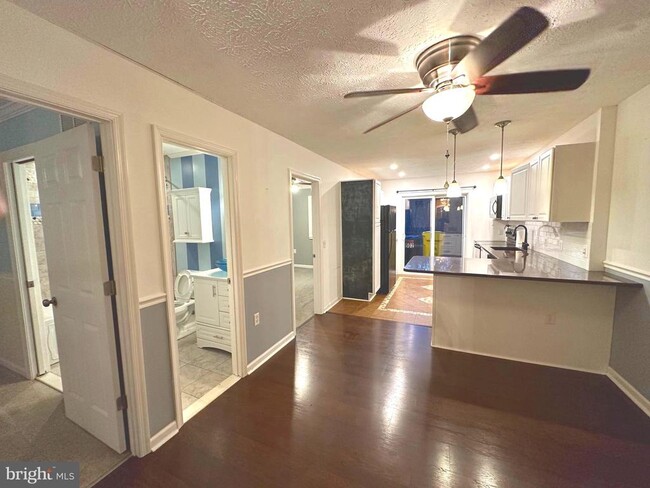 Foto del edificio - 502 Greenhill Ct