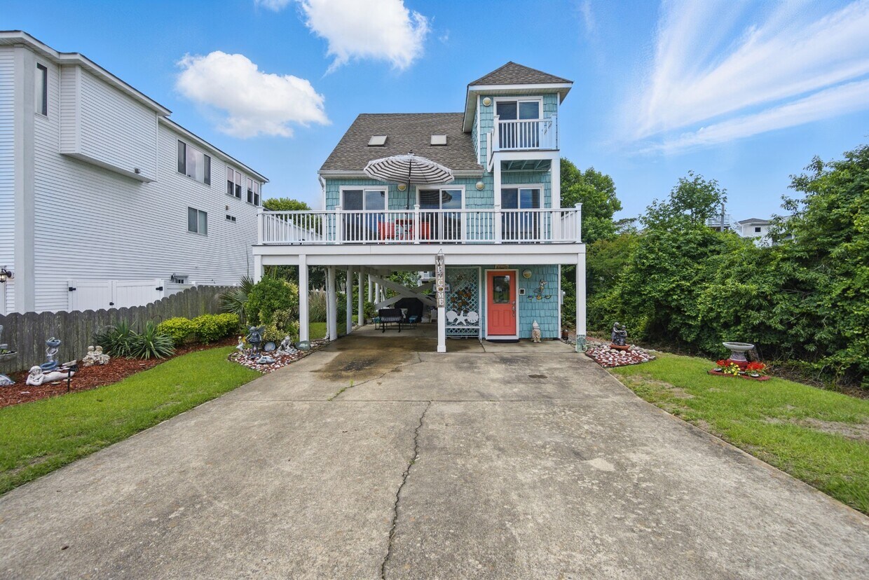 Foto principal - 701 Vanderbilt Ave