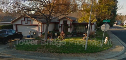 Building Photo - 4726 Stuart St