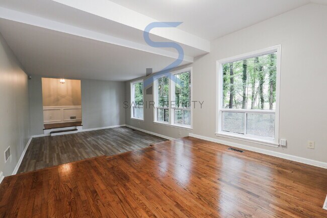Foto del edificio - Move in before October 31st and choose you...