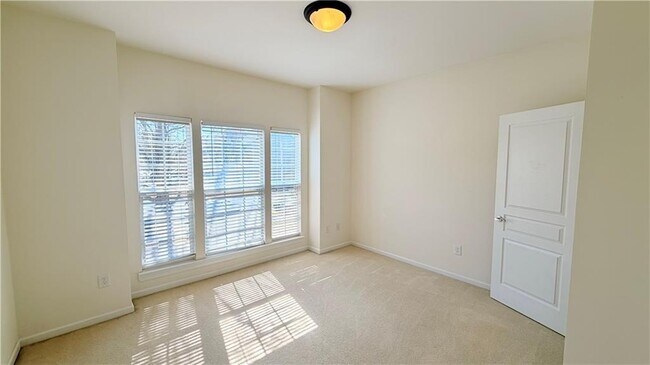 Foto del edificio - 3203 Normandy Ridge NW