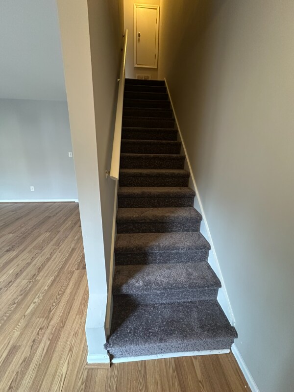 Foto del edificio - 833 Brickwood Ct