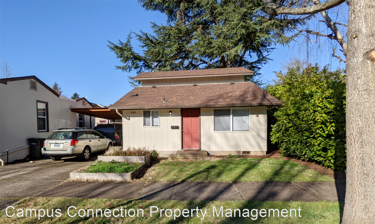 Primary Photo - 3 br, 1 bath House - 2182 Kincaid