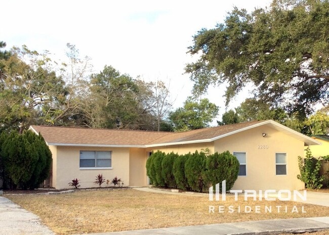 Building Photo - 2280 Winchester Dr