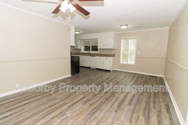 Building Photo - 60 Mountain View Dr