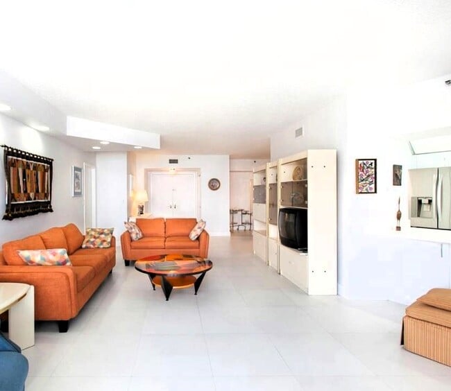 Foto del edificio - 20281 E Country Club Dr