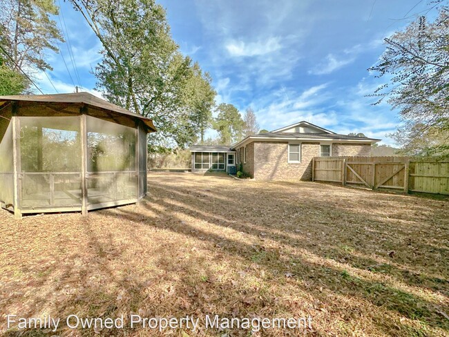 Foto del edificio - 3 br, 2 bath House - 120 Rosa St