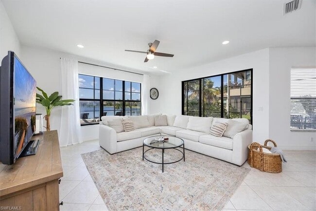 Building Photo - 13905 Luna Dr