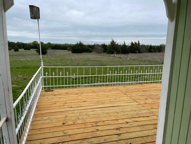 Foto del edificio - 2533 County Road 655