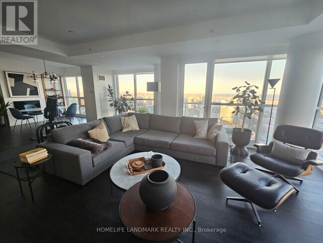 Building Photo - 88 Scott St