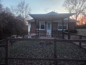 Building Photo - 8858 Snowhill Ct