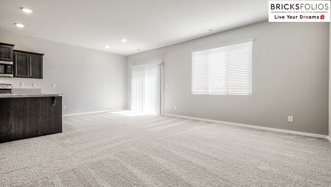 Foto del edificio - The Perfect Blend of Comfort & Convenience in Puyallup