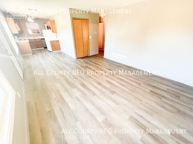 Building Photo - 3023 Cliftmont Ave NE