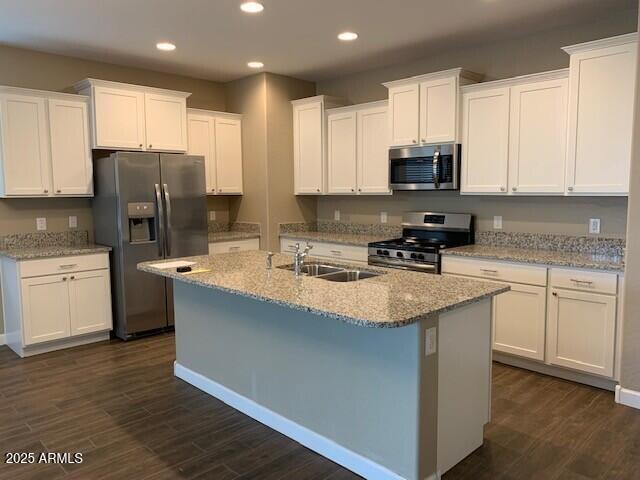 Foto del edificio - 41342 W Jenna Ln