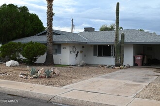 Building Photo - 8213 E Northland Dr