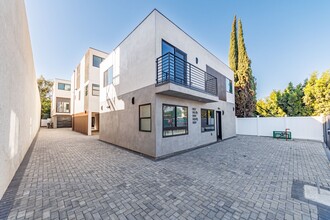 Building Photo - 1857 Crenshaw Blvd
