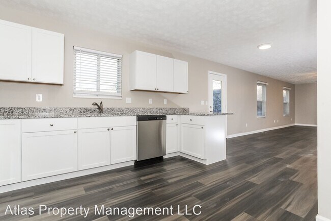 Building Photo - 4 br, 2.5 bath House - 731 Hunter Court