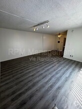 Building Photo - 11939 Albers St