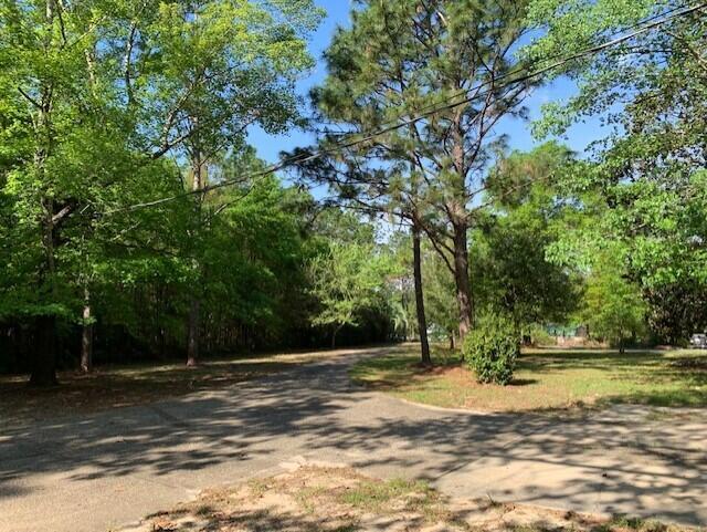 Foto del edificio - 5735 Wildwood Rd