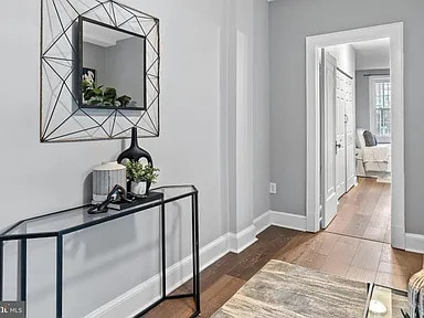 Building Photo - 1125 Maryland Ave NE