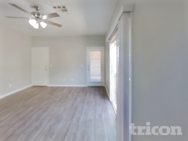 Building Photo - 5142 Piazza Cavour Dr