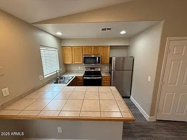Foto del edificio - 3316 W Jackson St