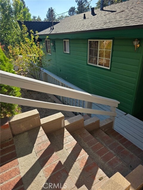 Building Photo - 474 Delle Dr