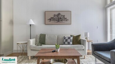 Building Photo - 2511 Montopolis Dr