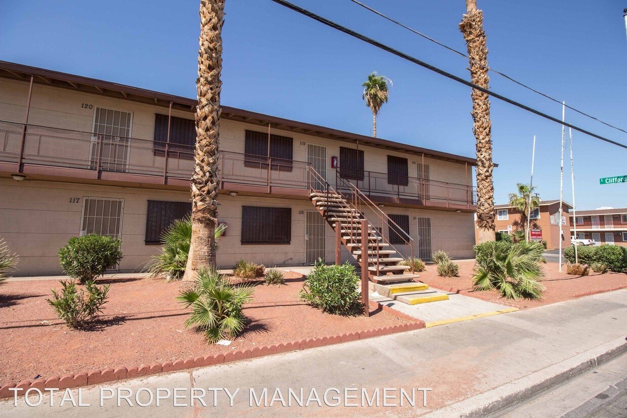 Primary Photo - 2416 Clifford Ave