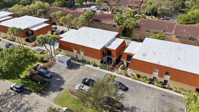 Building Photo - 4260 NW 114th Terrace