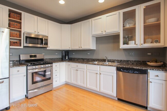 Building Photo - 51 Red Tail Dr